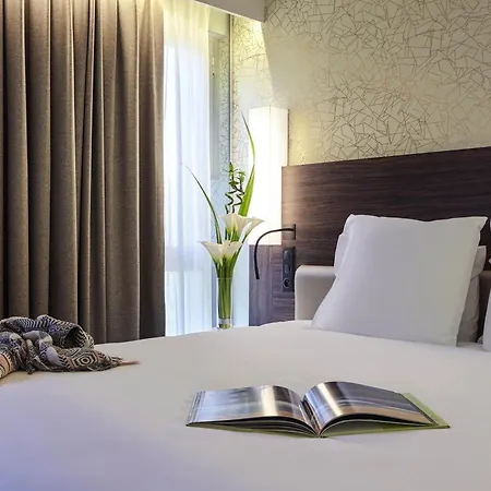 Mercure Paris Arc De Triomphe Etoile-2